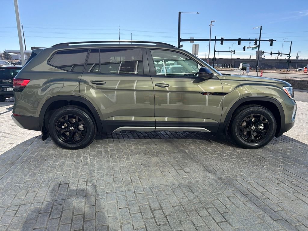Certified 2024 Volkswagen Atlas Peak Edition SE image 8