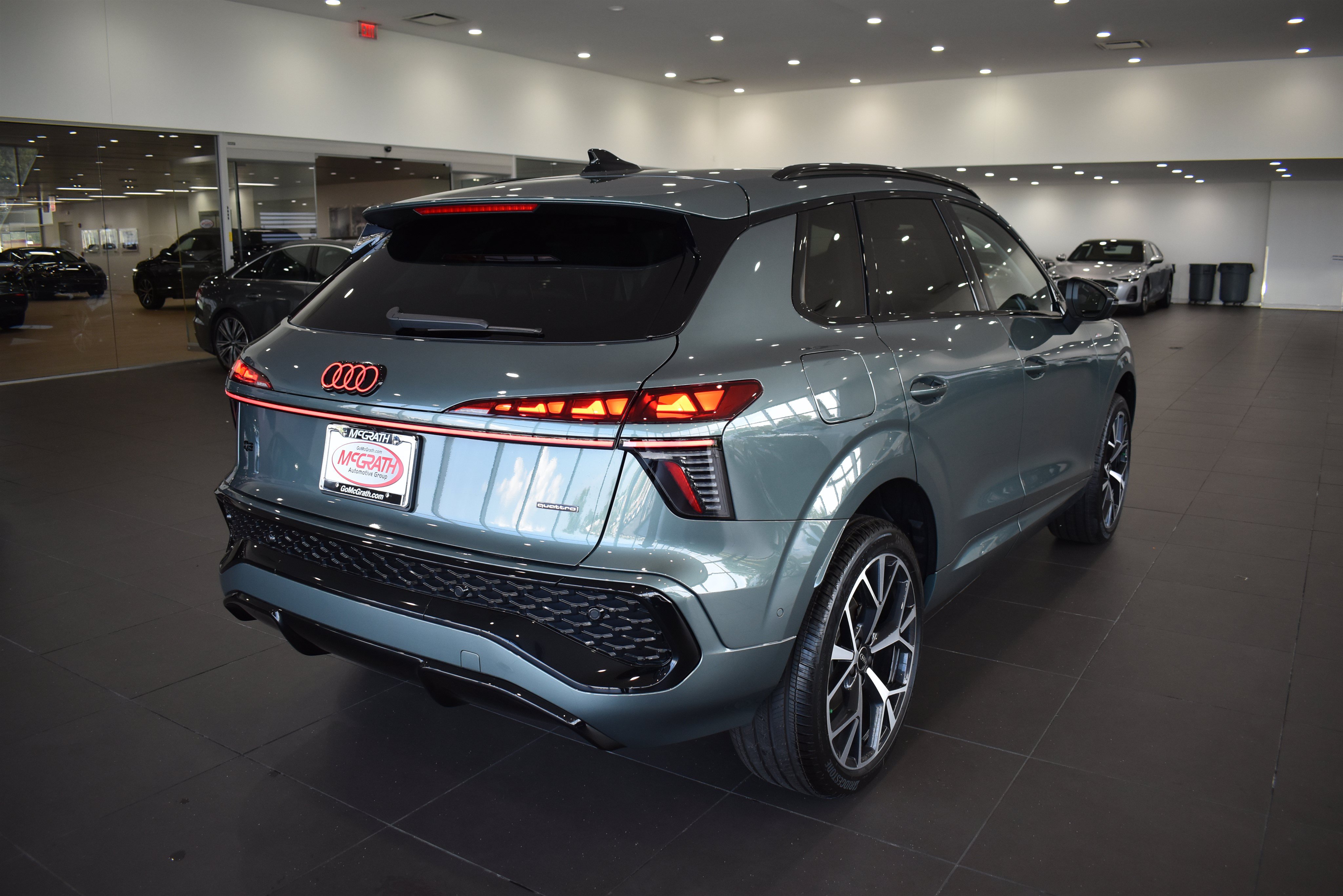 New 2026 Audi Q3 quattro 2.0T AWD/4WD image 7