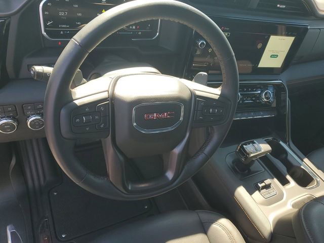 Used 2025 GMC Sierra 1500 AT4 w/ AT4 Premium Package AWD/4WD image 17