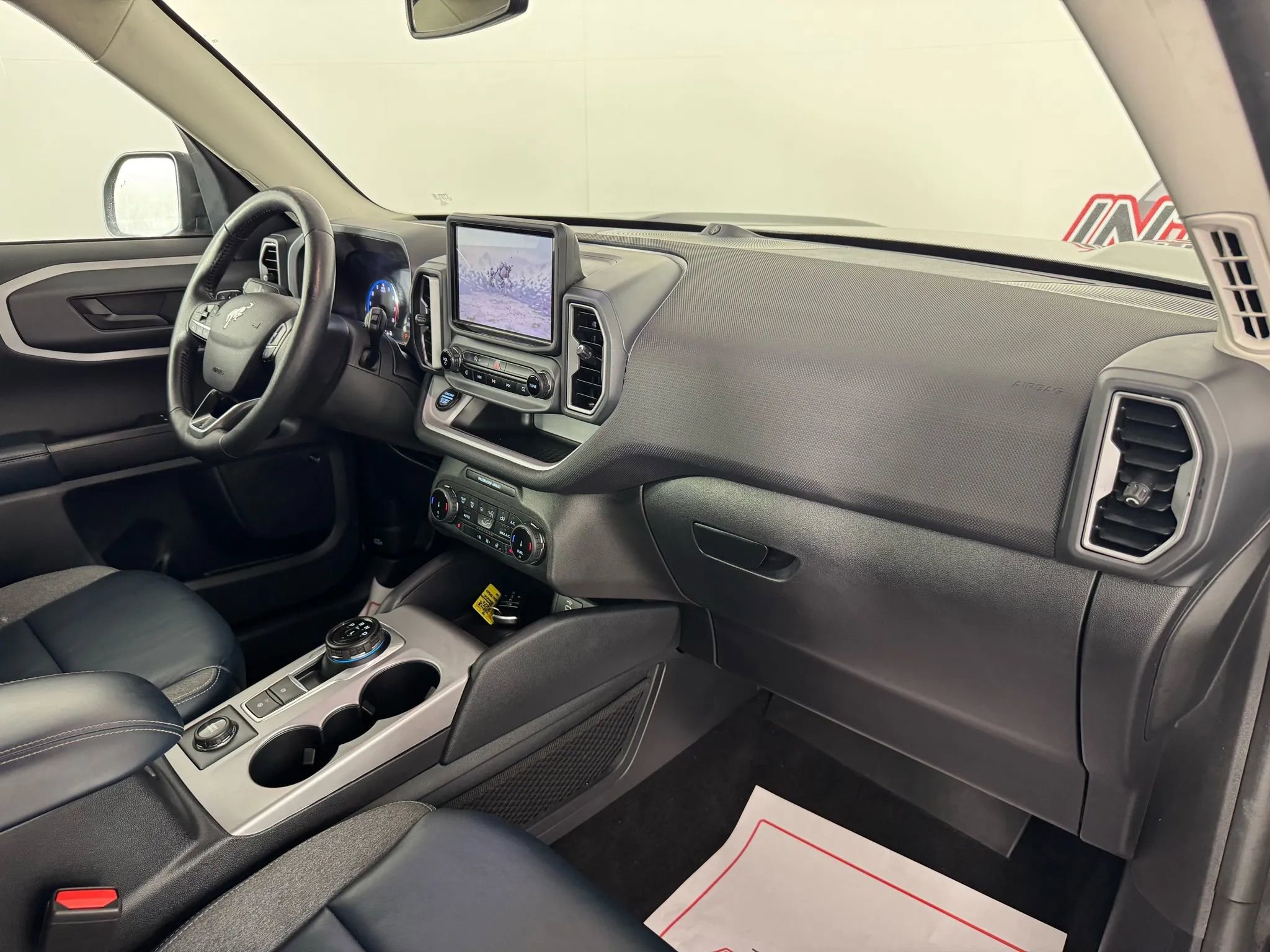 Used 2023 Ford Bronco Sport Outer Banks w/ Tech Package image 12