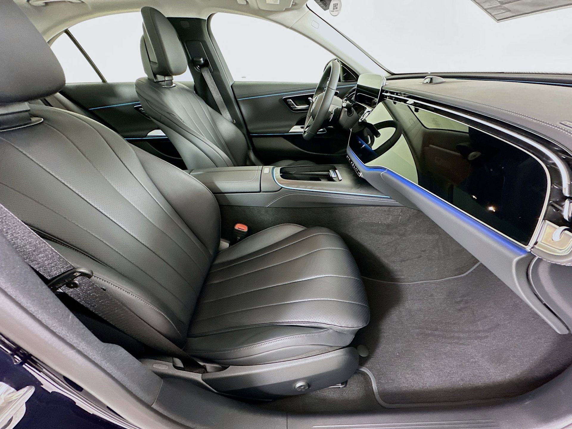 New 2026 Mercedes-Benz E 350 Sedan image 30