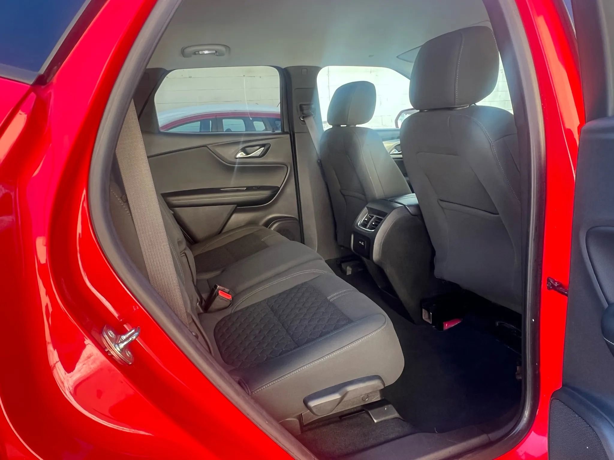 Used 2019 Chevrolet Blazer LT image 29