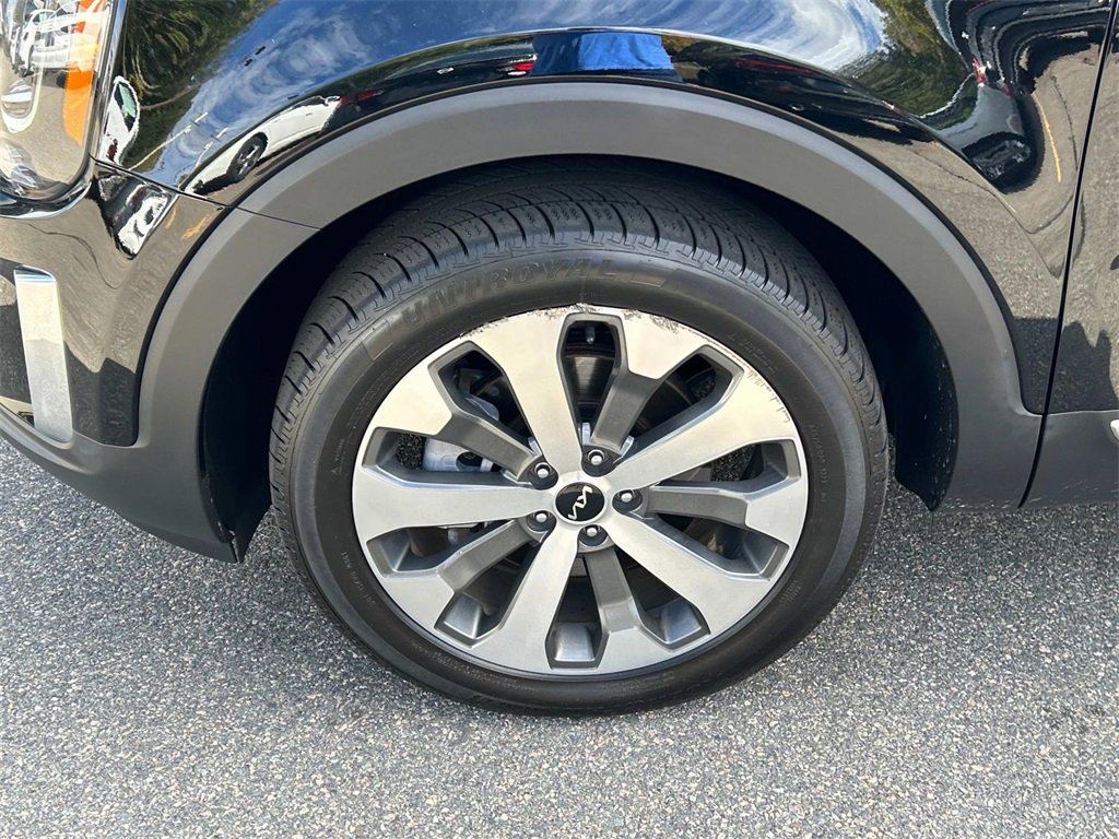 Used 2022 Kia Telluride S image 9