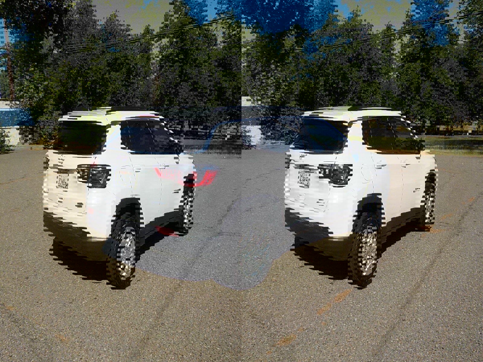 Used 2024 Jeep Compass Latitude image 5