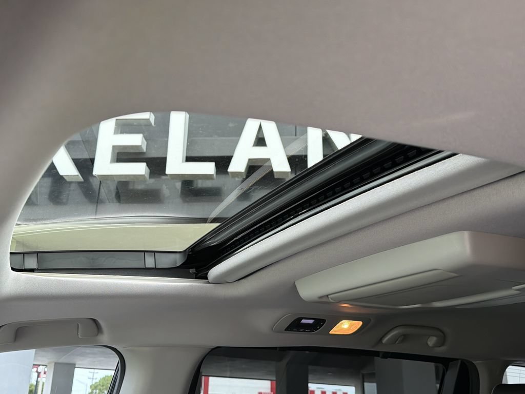 Used 2022 Honda Odyssey Elite image 32