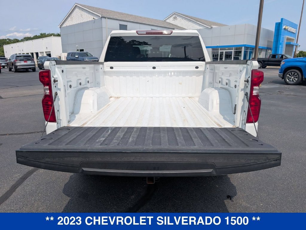 Used 2023 Chevrolet Silverado 1500 LT AWD/4WD image 27