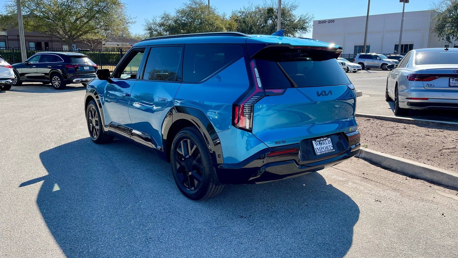 Used 2026 Kia EV9 Land w/ Nightfall Edition Package image 54