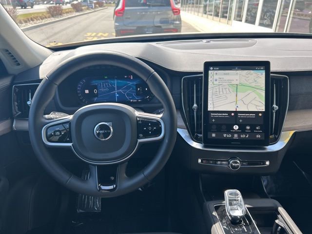 Certified 2025 Volvo XC90 B6 Plus image 15