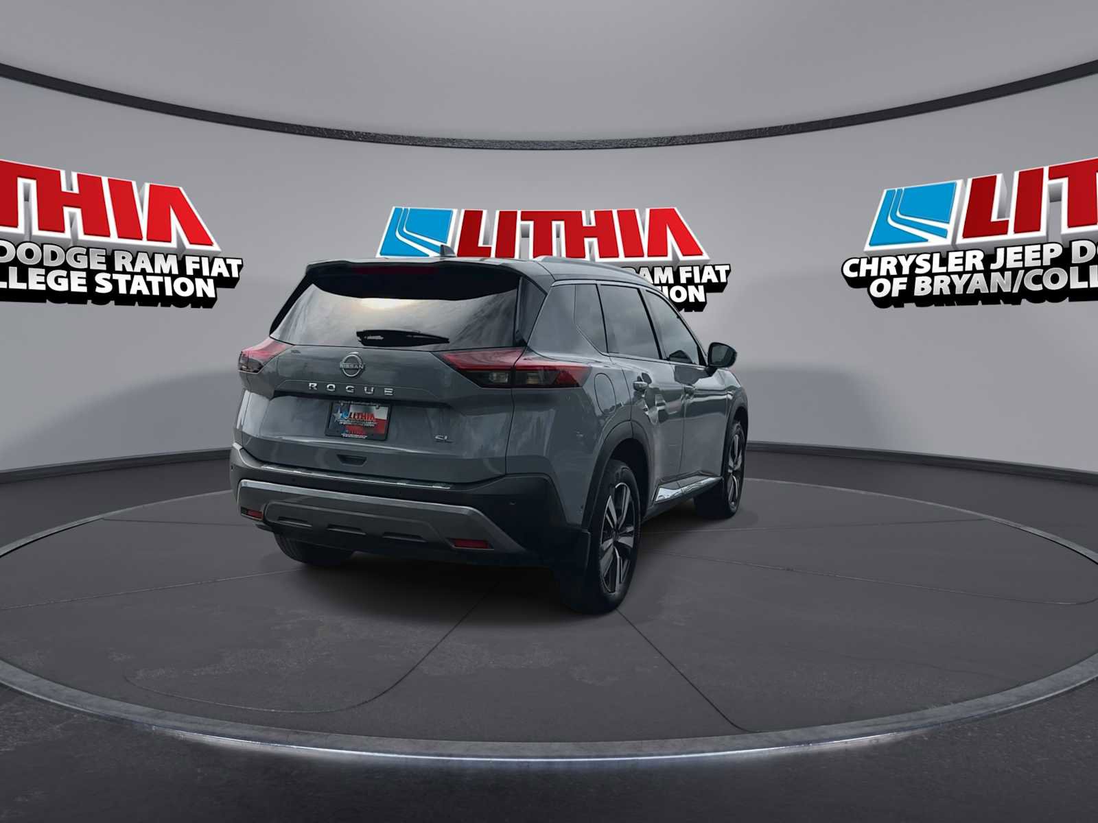 Used 2023 Nissan Rogue SL w/ SL Premium Package image 7