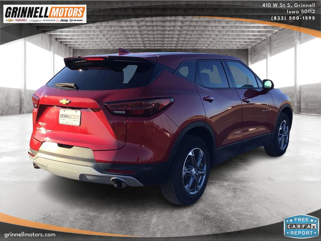 Used 2025 Chevrolet Blazer LT image 5