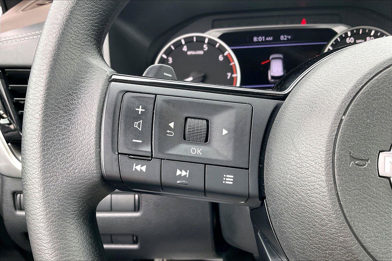 Certified 2022 Nissan Rogue SV FWD image 19