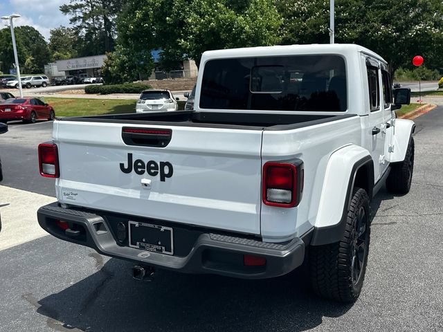 Used 2025 Jeep Gladiator Sport AWD/4WD image 3