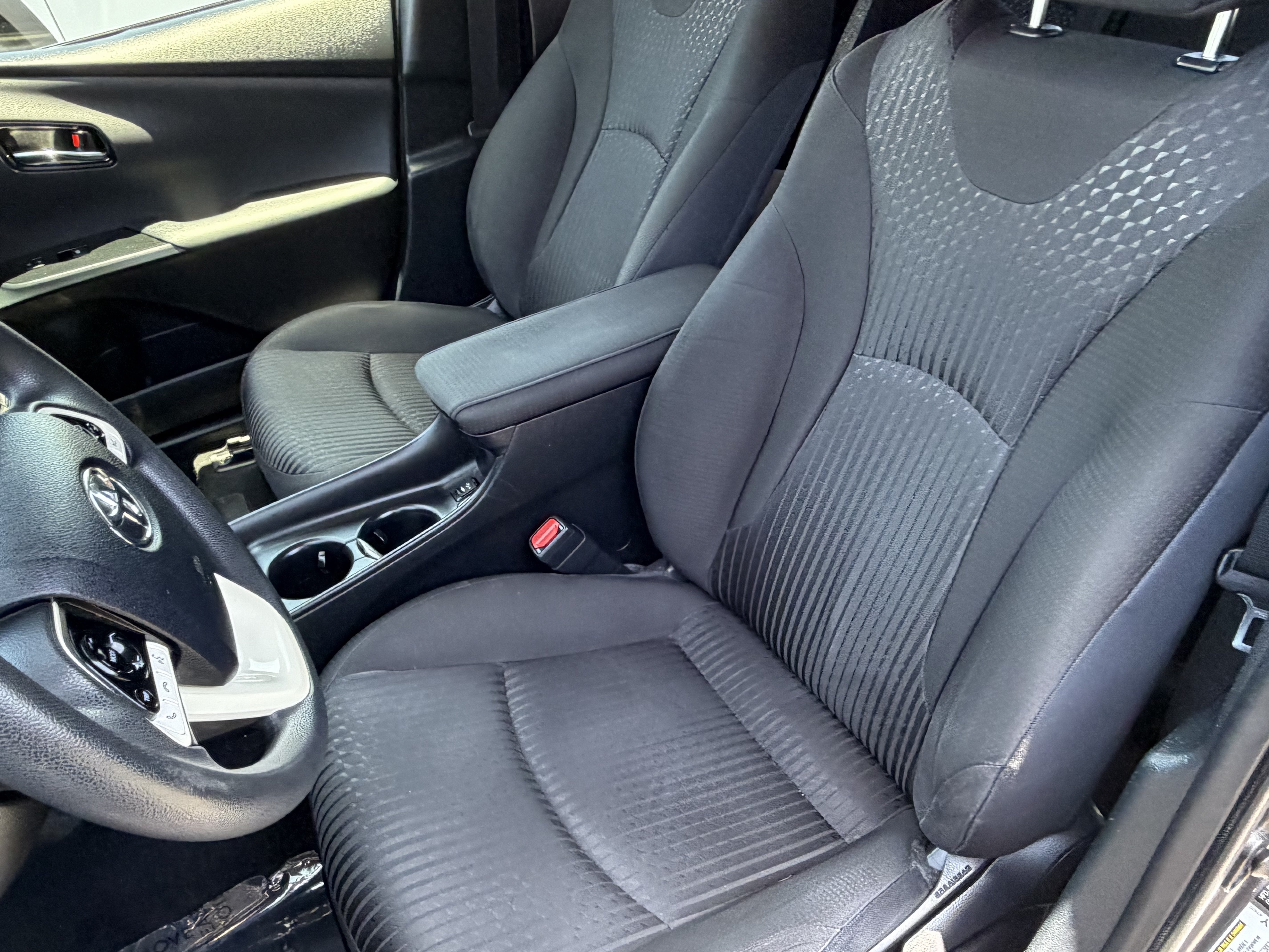Certified 2018 Toyota Prius Two w/ Prius Two Safety Plus Package FWD image 27