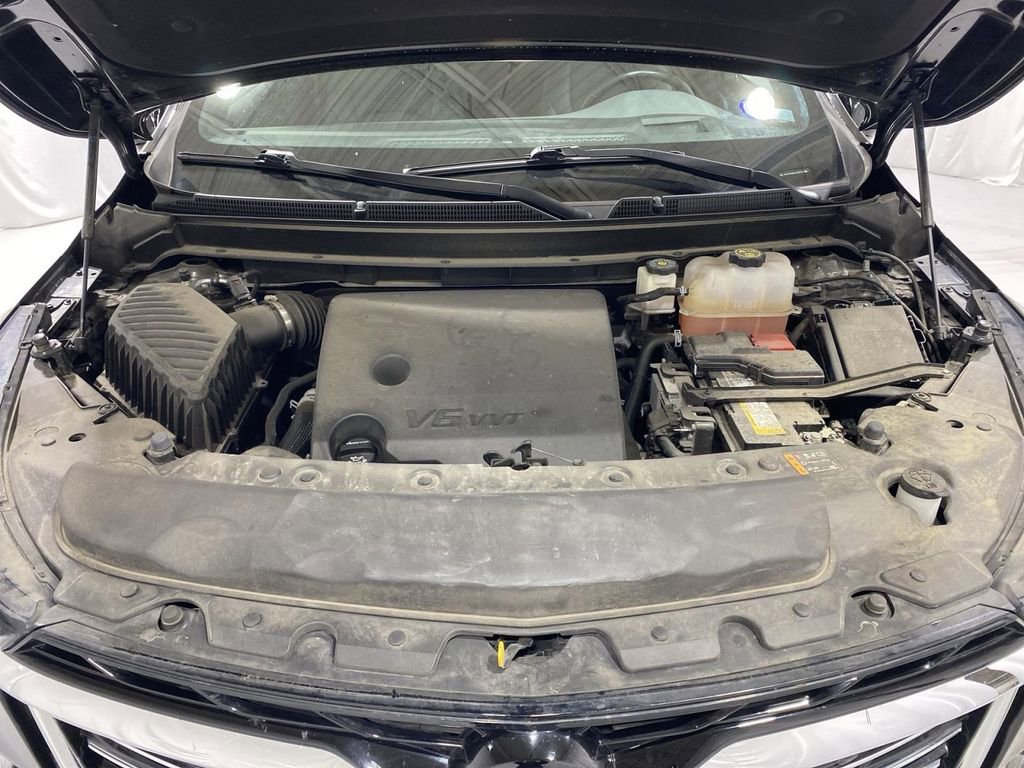 Used 2024 Buick Enclave Premium image 18