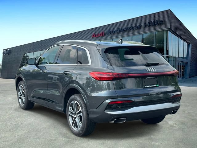 Certified 2025 Audi Q5 Premium w/ Convenience Package AWD/4WD image 4