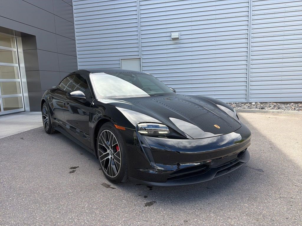 Used 2021 Porsche Taycan 4S AWD/4WD image 4