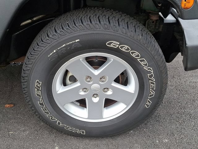 Used 2012 Jeep Wrangler Unlimited Sport AWD/4WD image 10