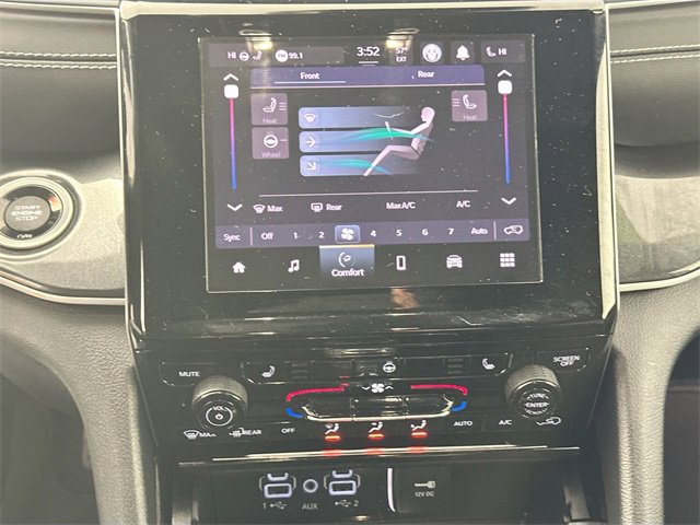 Used 2023 Jeep Grand Cherokee L Laredo image 14