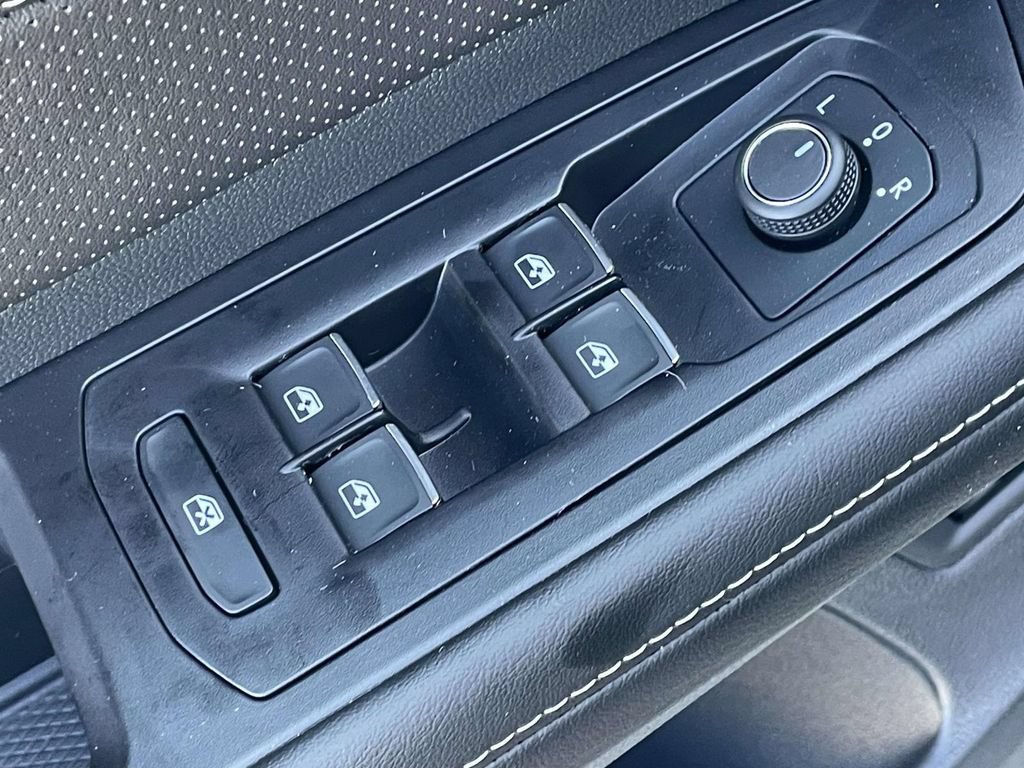 New 2026 Volkswagen Atlas Cross Sport SE AWD/4WD image 22