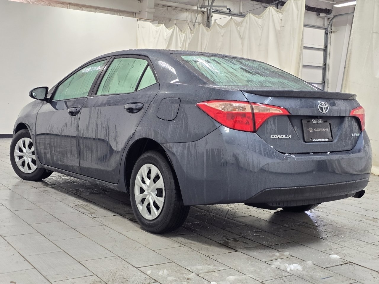 Used 2017 Toyota Corolla LE w/ Carpet Mat Package (TMS) image 12