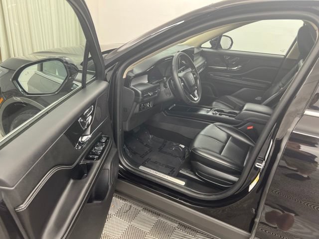 Certified 2023 Lincoln Corsair AWD w/ Equipment Group 101A image 12