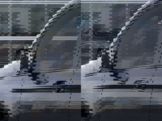 Used 2024 Ford Edge SE w/ Black Appearance Package image 20