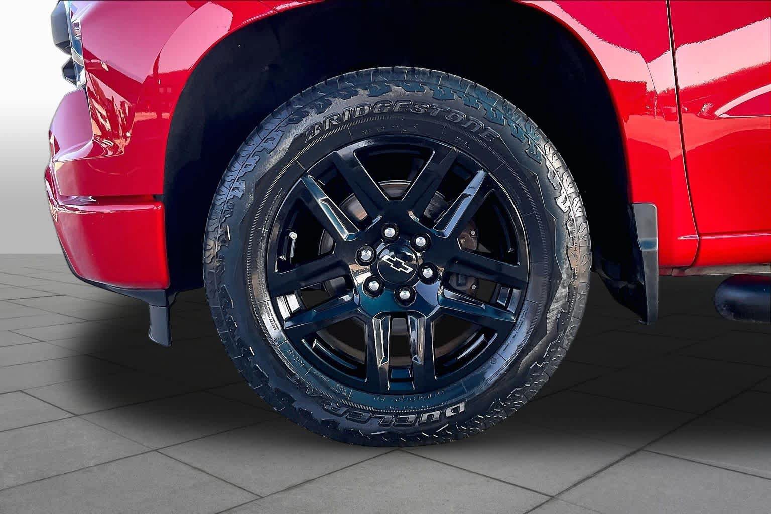 Used 2024 Chevrolet Silverado 1500 Custom RWD image 11