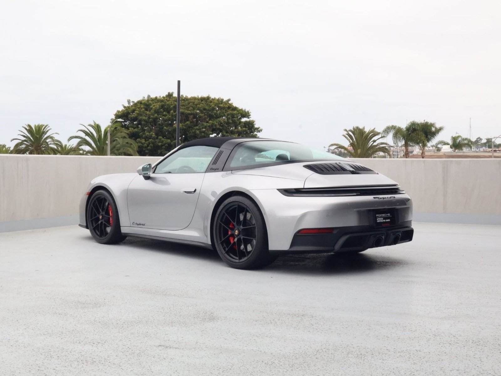 Certified 2026 Porsche 911 Targa 4 GTS AWD/4WD video 3