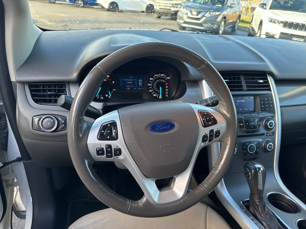 Used 2013 Ford Edge SEL image 13