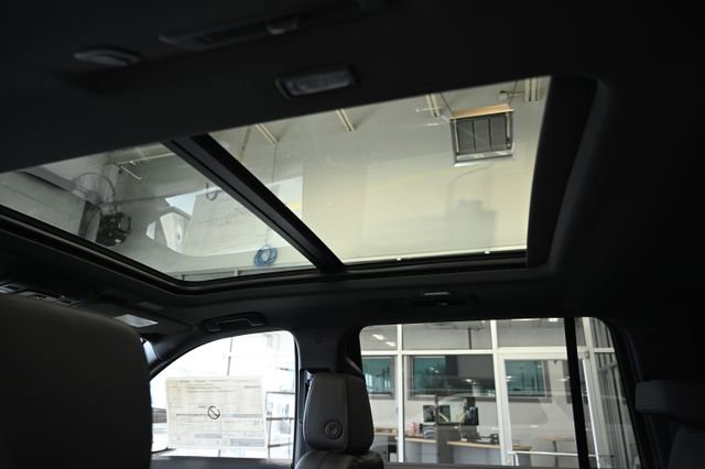 New 2026 Chevrolet Suburban Z71 w/ Comfort Package image 20