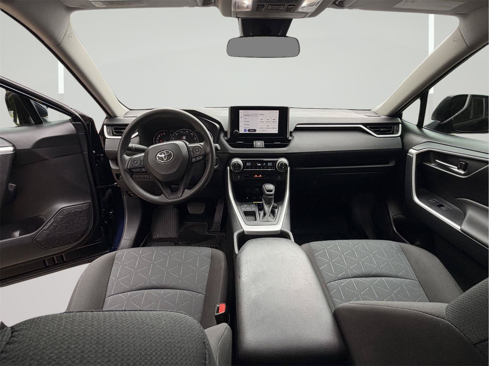 Used 2025 Toyota RAV4 XLE w/ Convenience Package FWD image 28