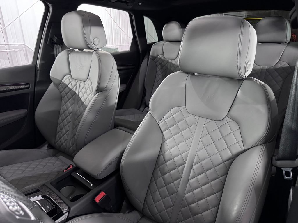 Used 2024 Audi SQ5 Prestige AWD/4WD image 46
