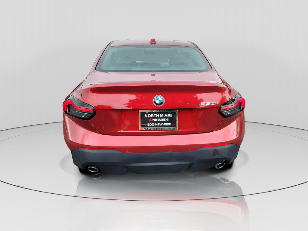 Used 2025 BMW 230i Coupe w/ Premium Package RWD image 6