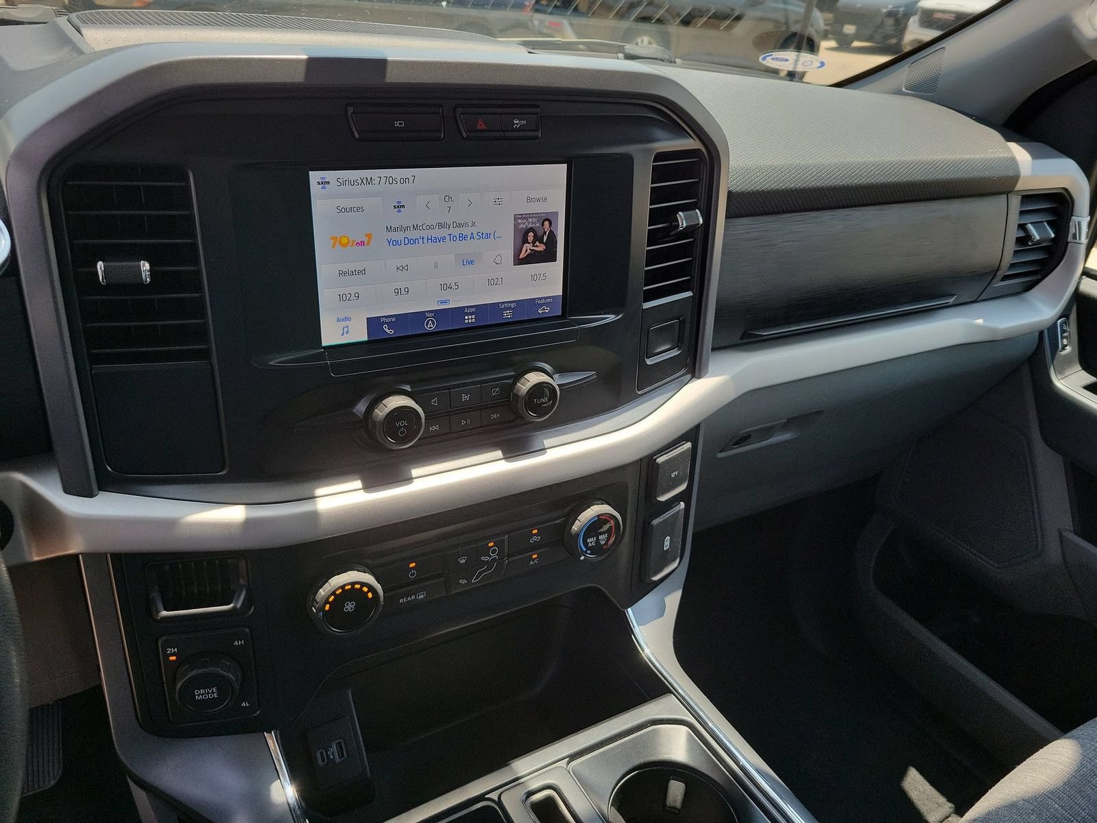 Used 2023 Ford F150 XLT AWD/4WD image 14