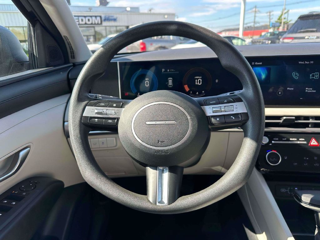 Used 2025 Hyundai Tucson SEL AWD/4WD image 14