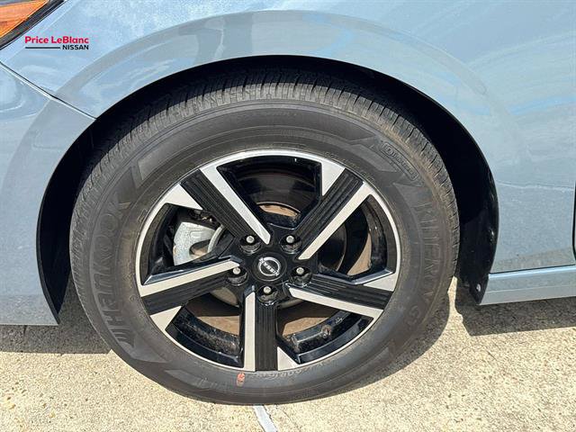 Used 2024 Nissan Sentra SV FWD image 4