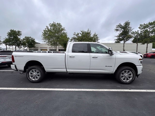 New 2026 RAM 2500 Laramie AWD/4WD image 6