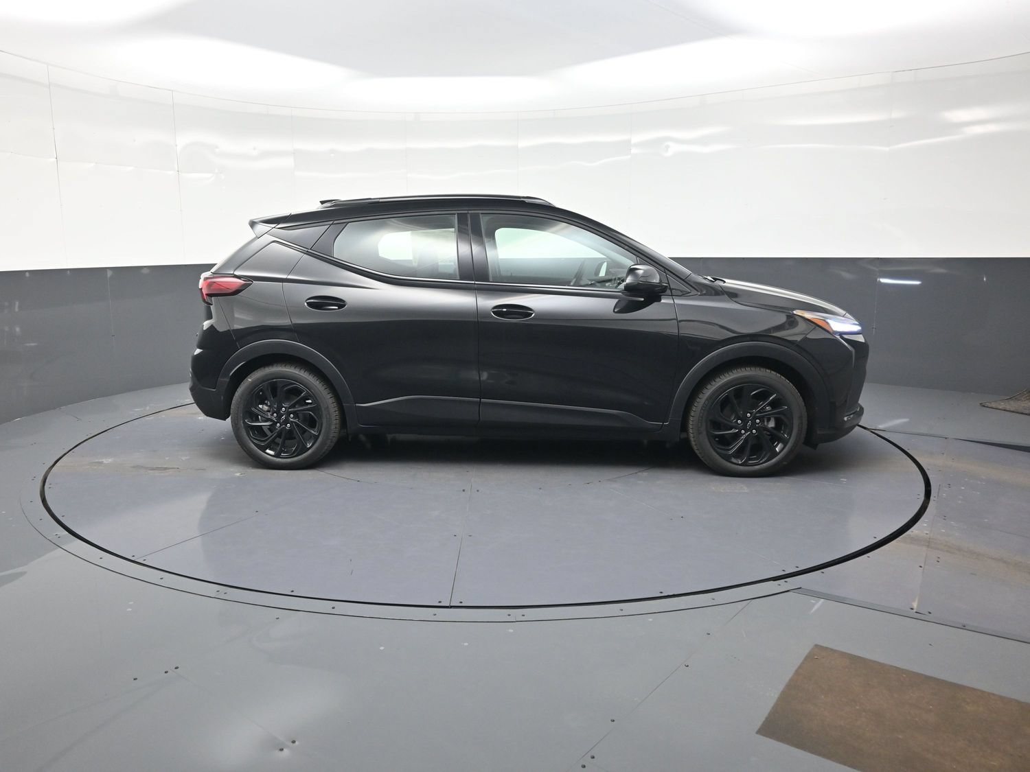 New 2027 Chevrolet Bolt RS FWD image 2