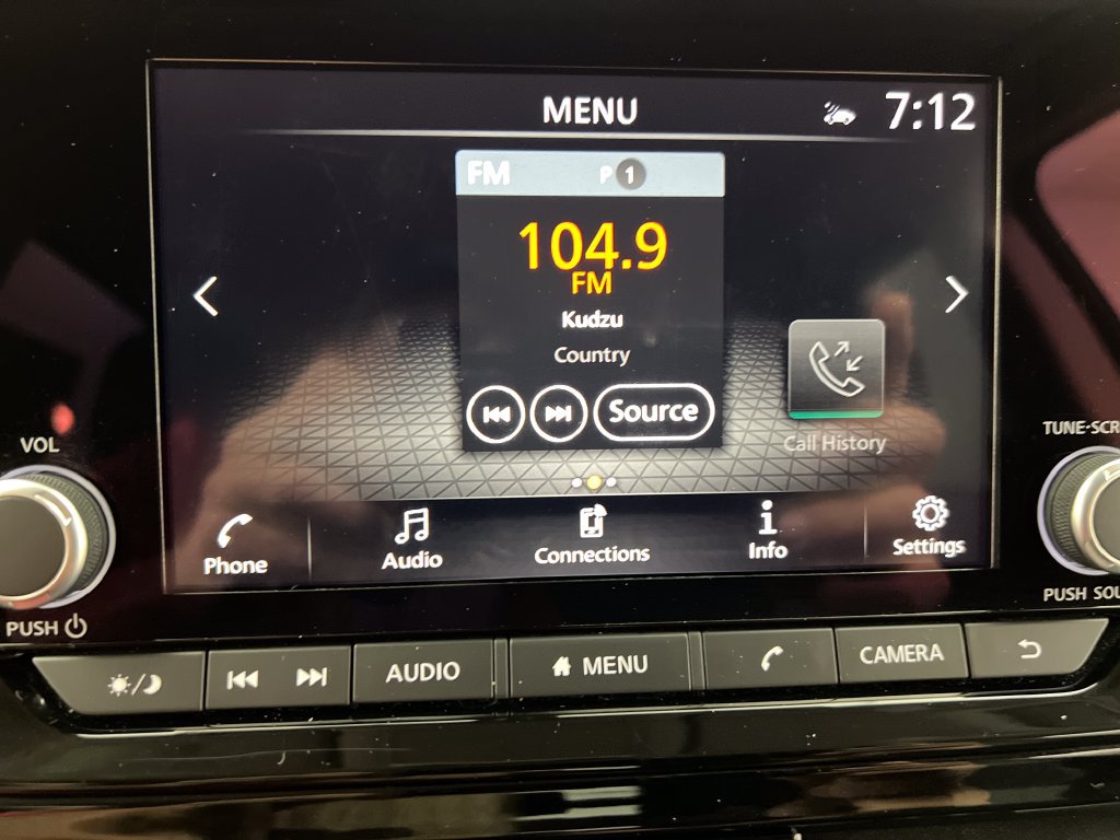Used 2024 Nissan Pathfinder SV FWD image 58