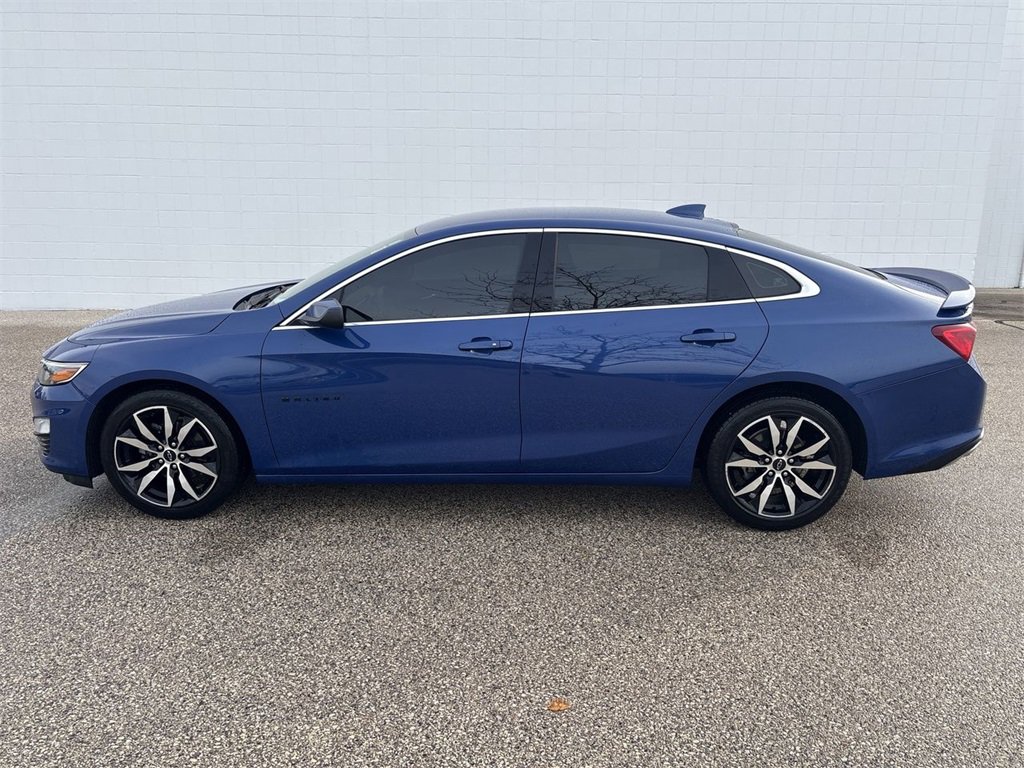 Certified 2023 Chevrolet Malibu RS w/ Driver Confidence Package image 10