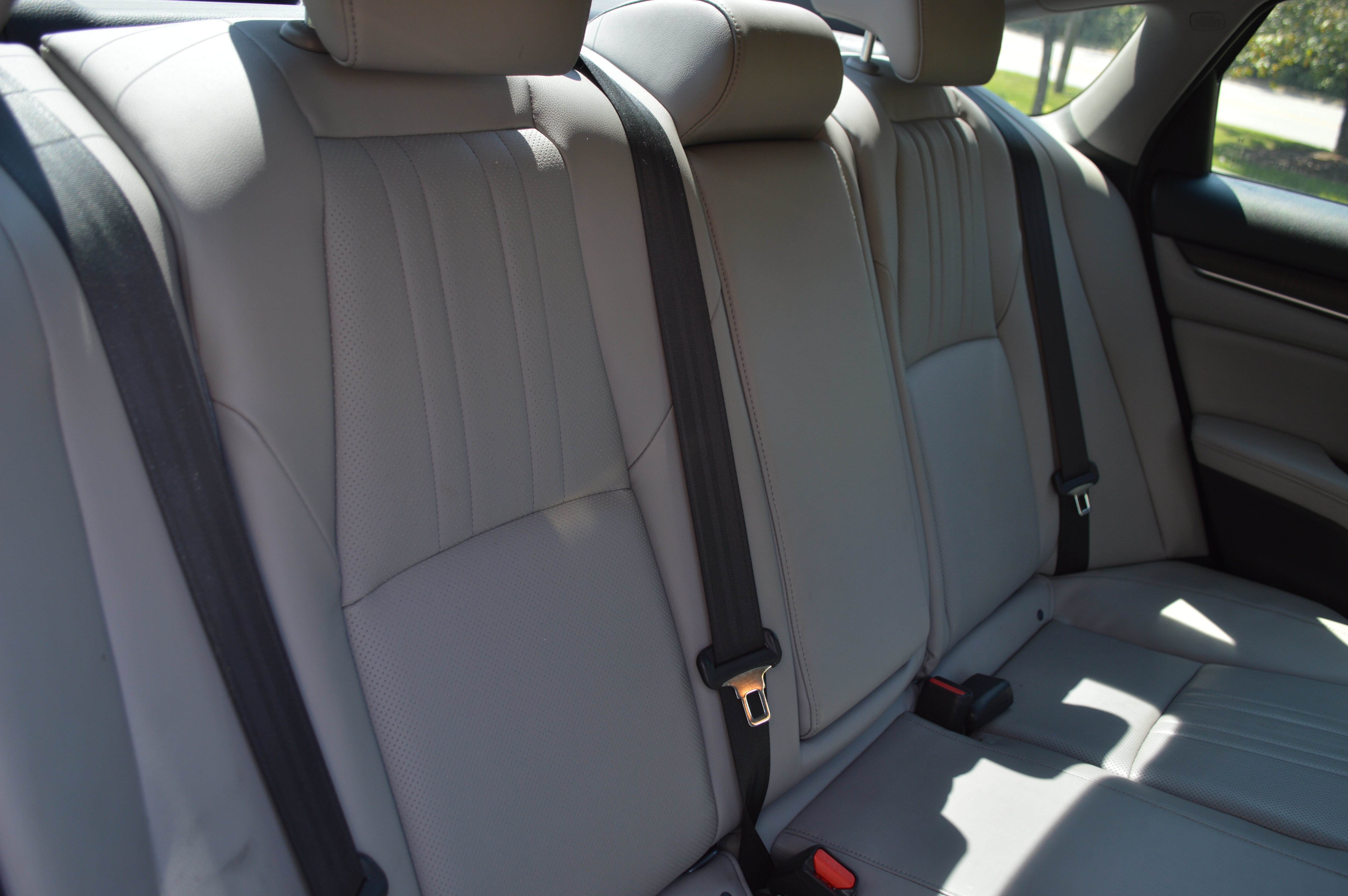 Used 2018 Honda Accord Touring image 28