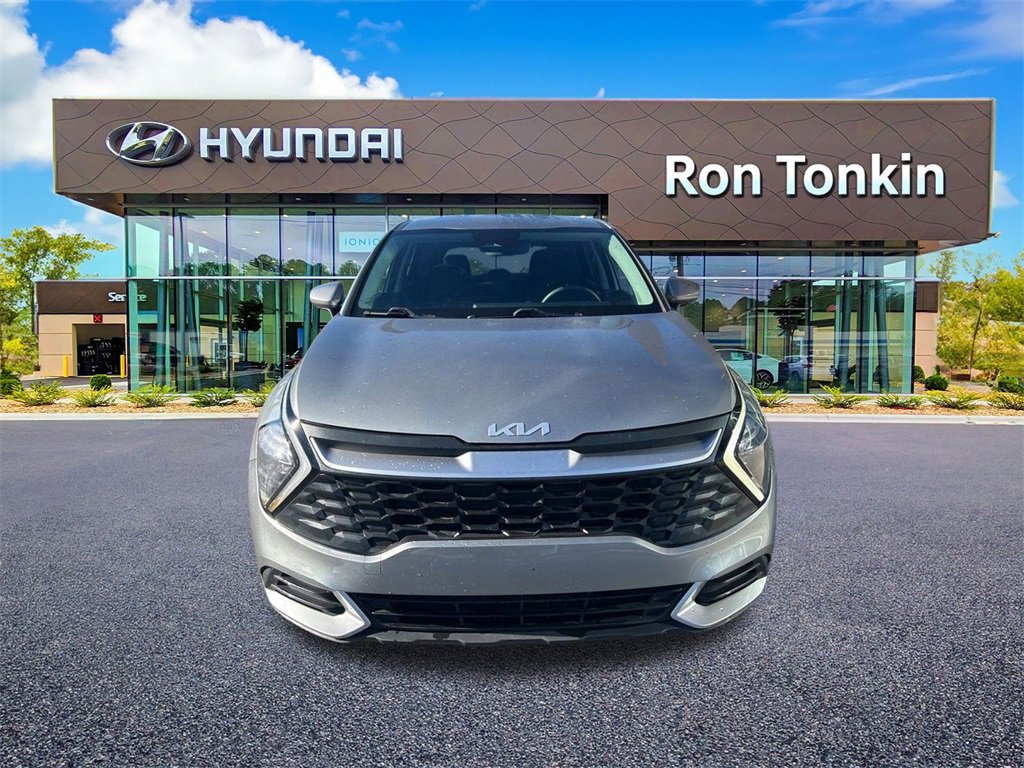 Used 2023 Kia Sportage LX image 8