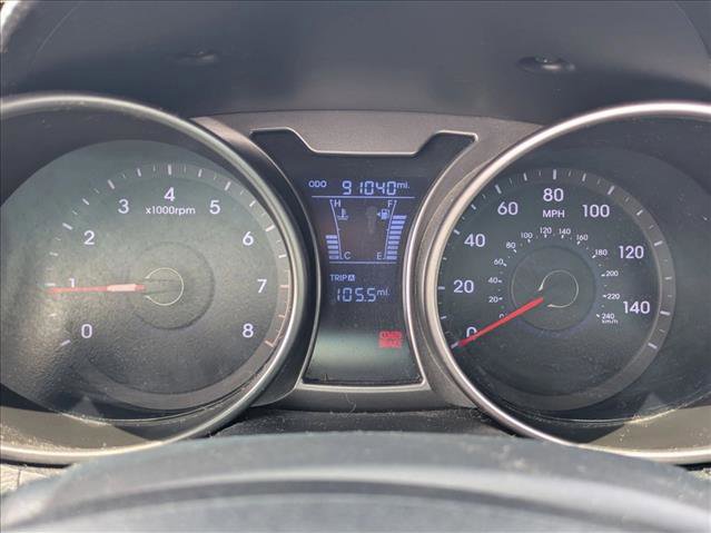 Used 2016 Hyundai Veloster w/ Option Group 02 FWD image 11