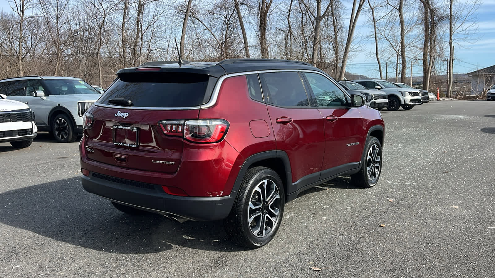 Used 2022 Jeep Compass Limited w/ Sun and Sound Group image 6