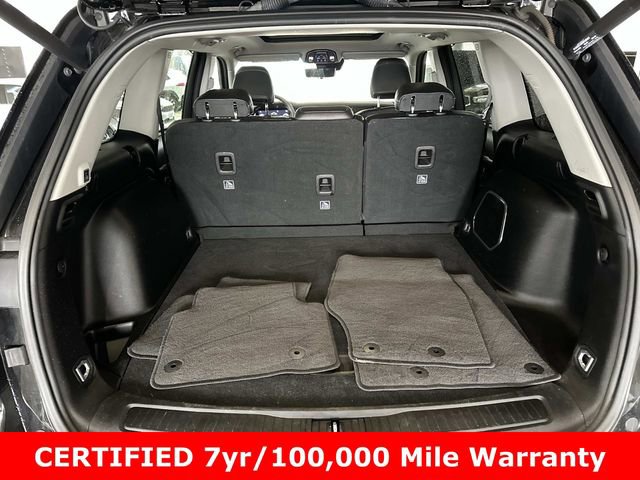 Used 2022 Jeep Grand Cherokee Limited w/ Luxury Tech Group II image 11