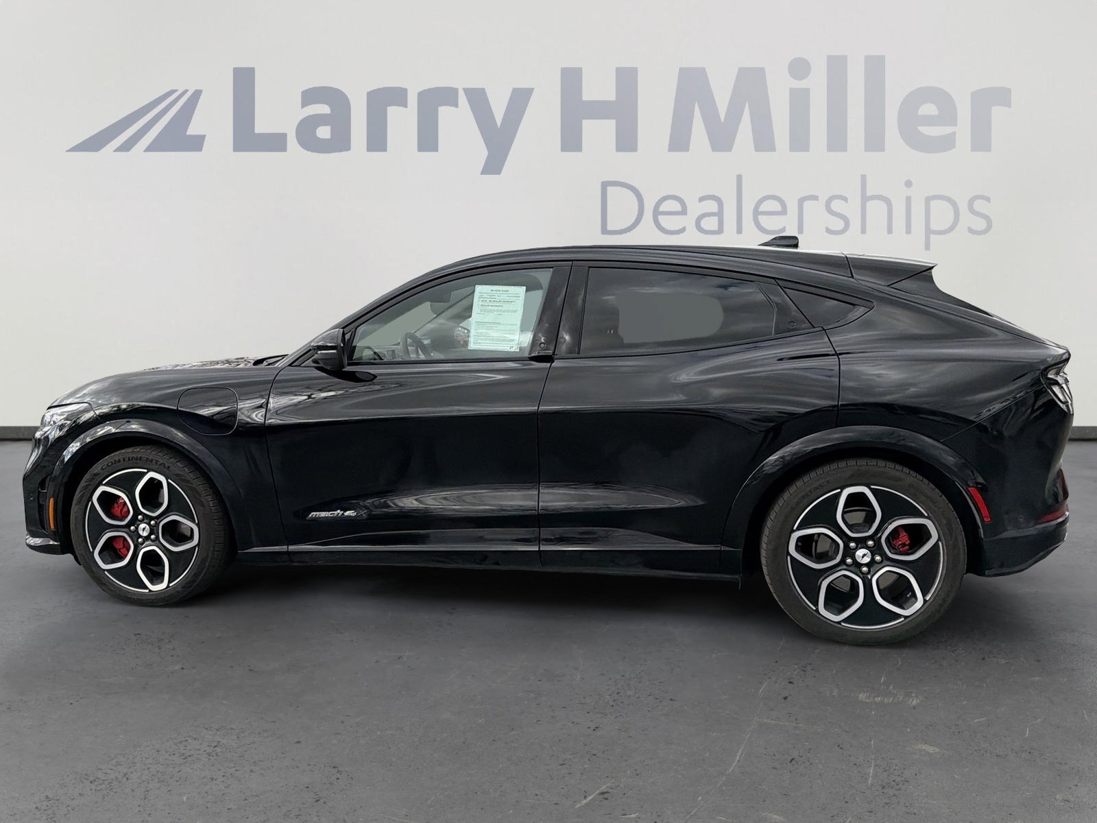 Used 2023 Ford Mustang Mach-E GT image 5