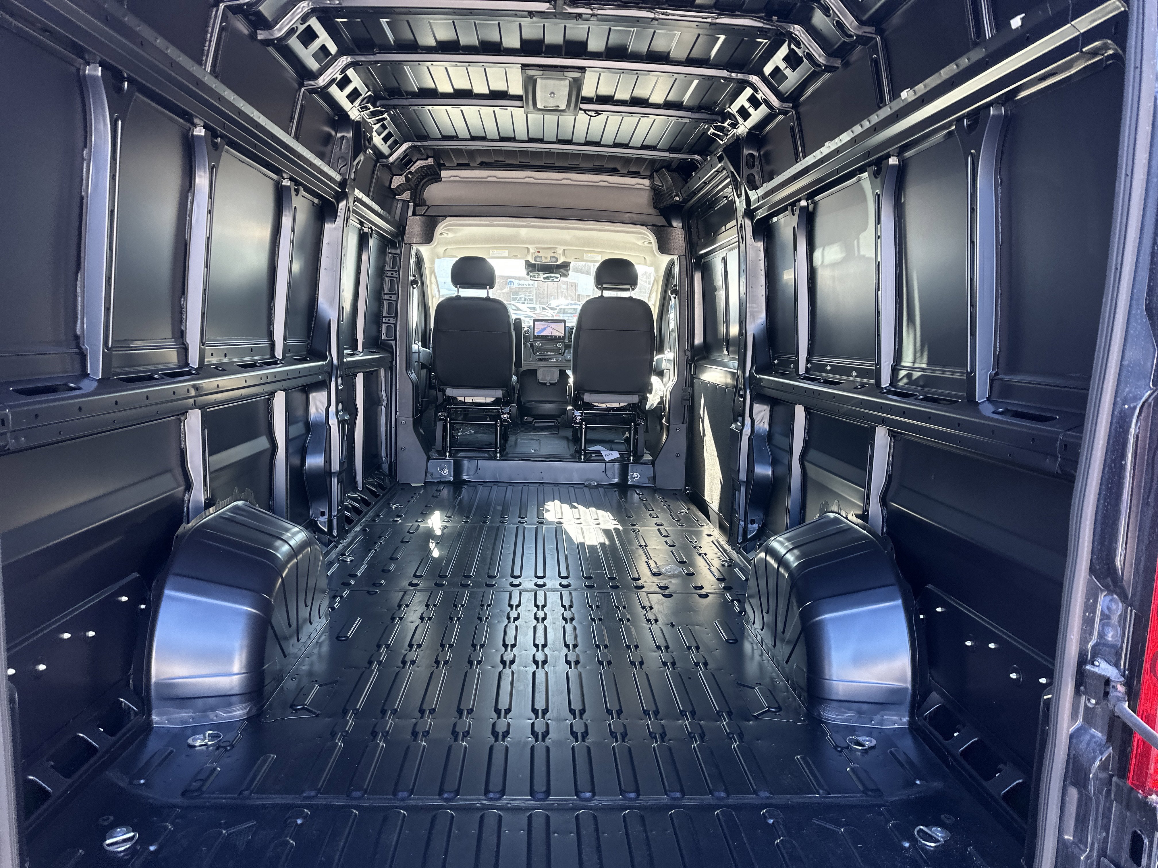 New 2026 RAM ProMaster 3500 w/ Premium Convenience Group image 15