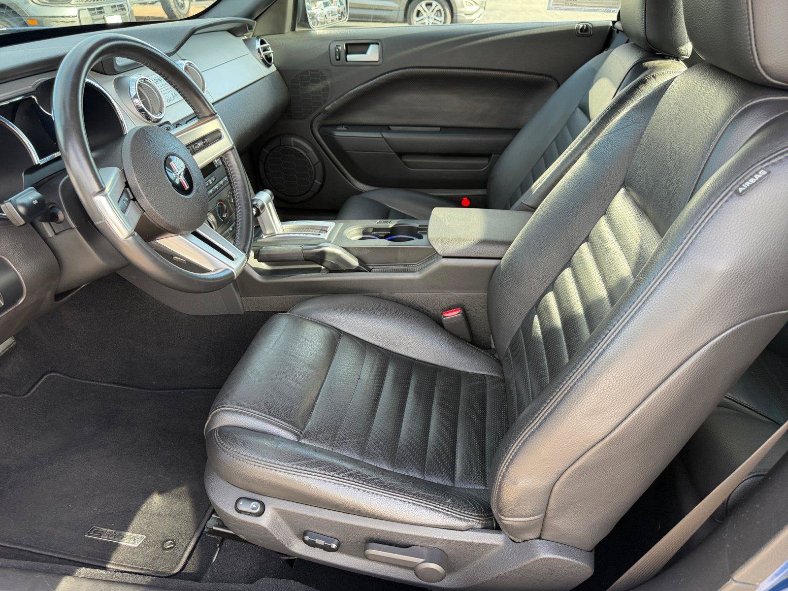 Used 2008 Ford Mustang GT RWD image 10