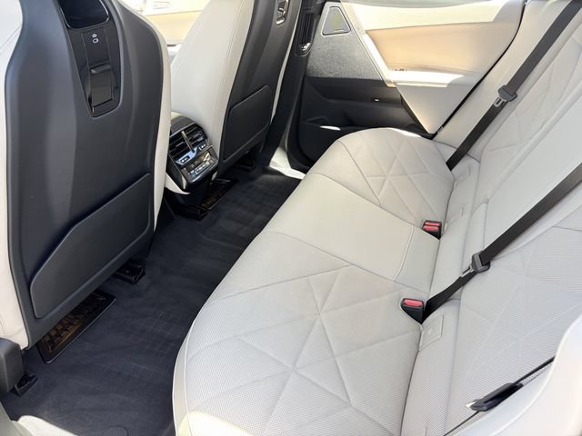 Certified 2024 BMW iX xDrive50 w/ Sport Package AWD/4WD image 18