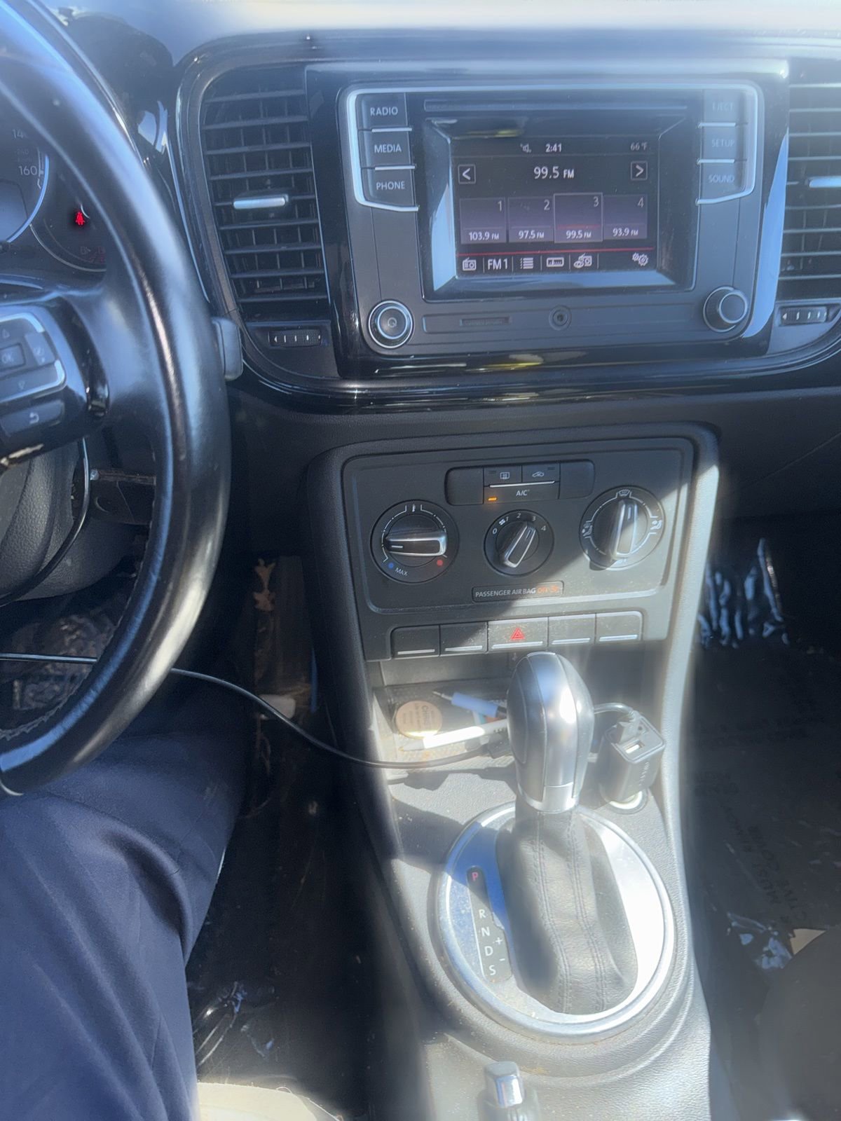 Used 2019 Volkswagen Beetle 2.0T S image 10